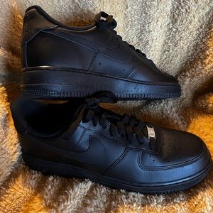 Never worn Nike men’s Air Force 1